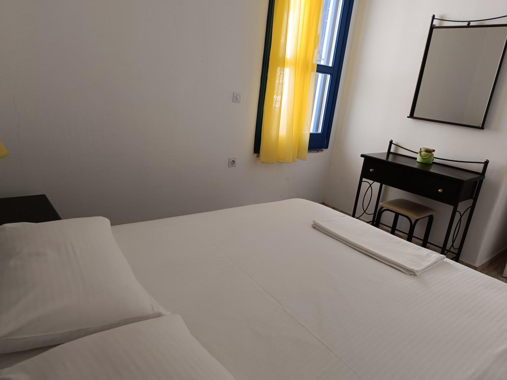 Ioli Apartments Alopronia Zewnętrze zdjęcie